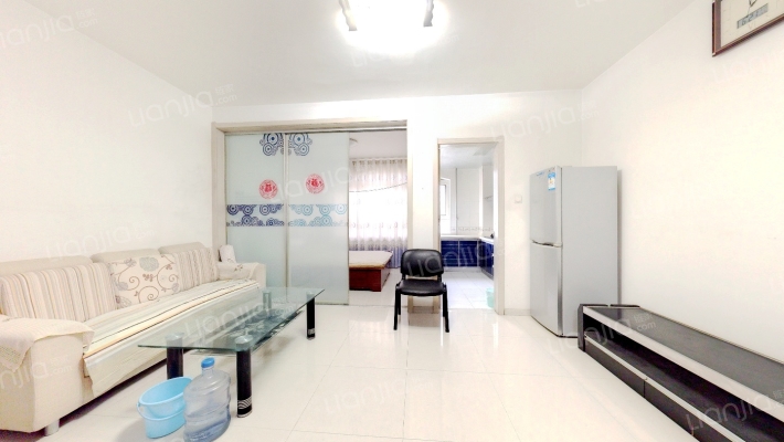 寰辰佳苑二手房实景图