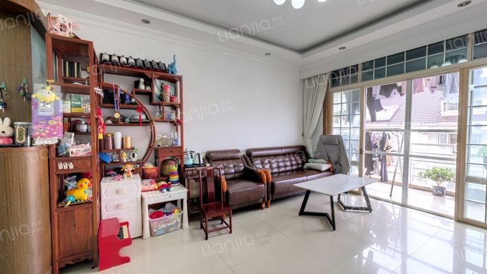 东湖花园四号小区二手房实景图