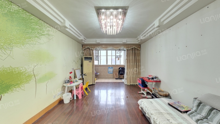 鹤北新村二街坊二手房实景图