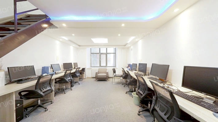 悦山国际三期二手房实景图