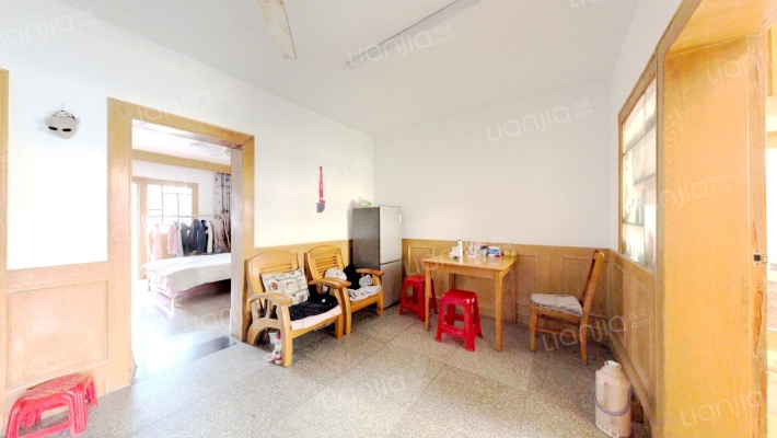 十一中宿舍二手房实景图