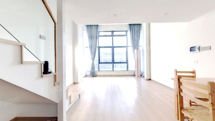 WE+社区二手房实景图