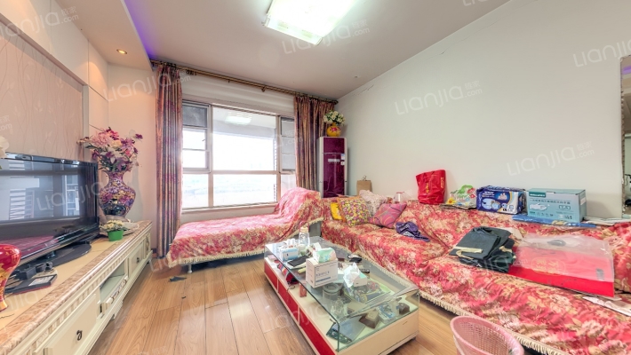 蓝光凯丽美域二手房实景图