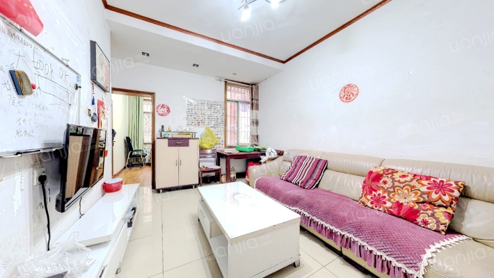 银沙公寓二手房实景图