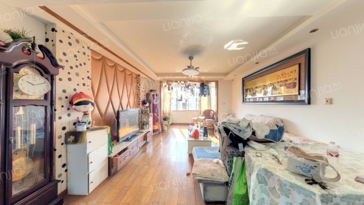 富岩路230弄二手房实景图