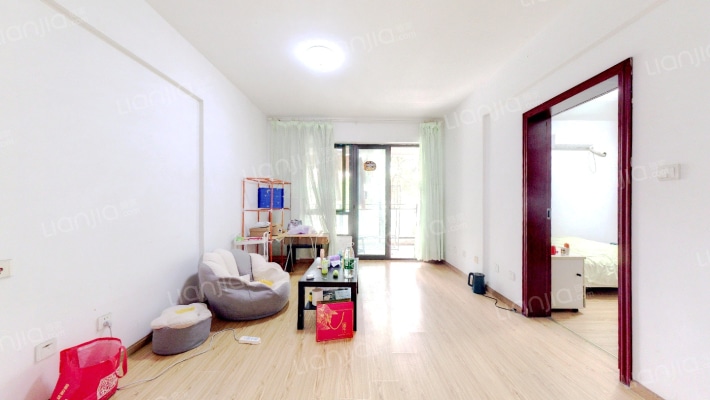 千禧河畔C区二手房实景图