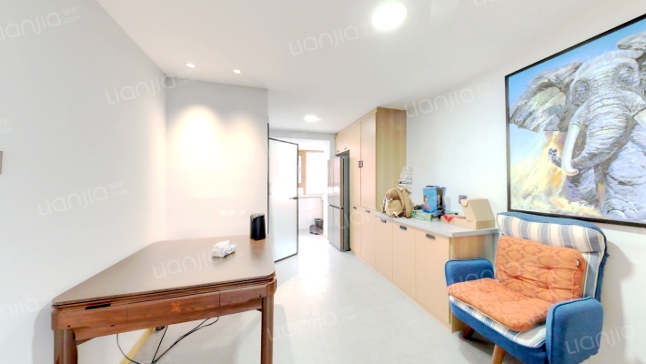 孔雀河小区二手房实景图