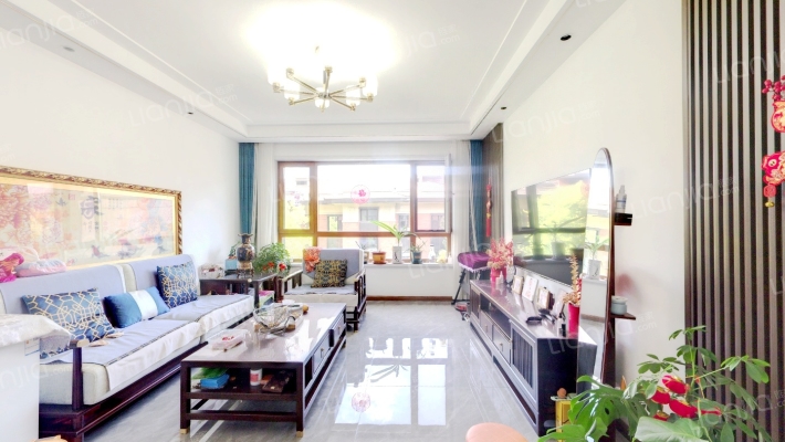 亚泰华府二手房实景图