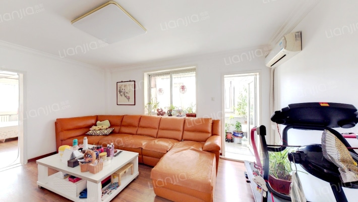 新业里二手房实景图