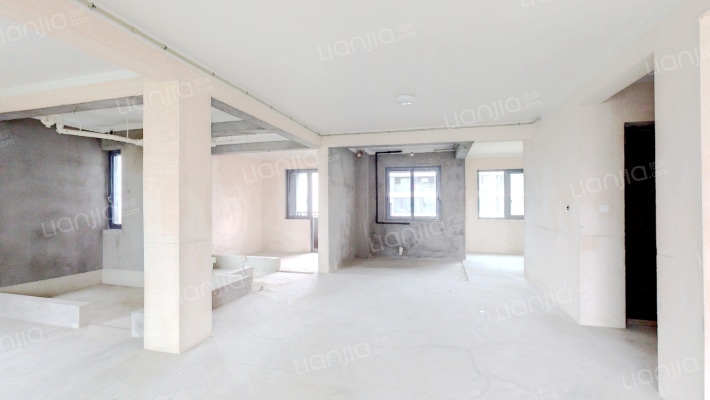 锦山府四期二手房实景图