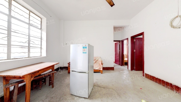 兰苑小区二手房实景图