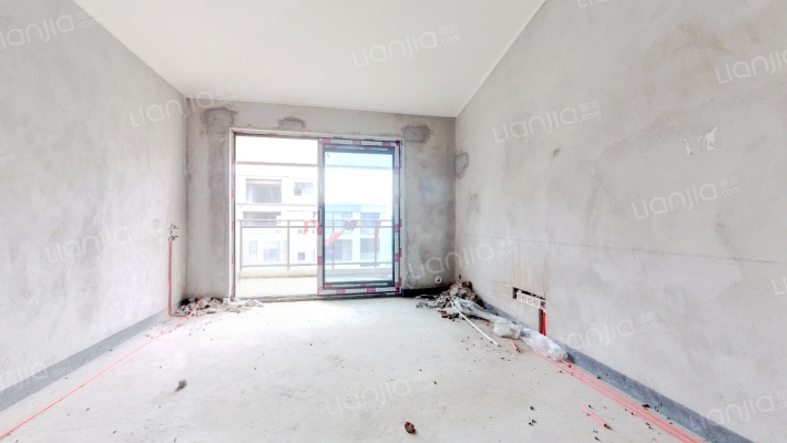 昕晖麓台熙著二手房实景图