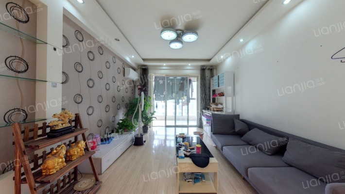 青山湾花园二手房实景图