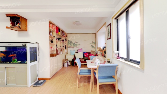 洋墅名苑二手房实景图