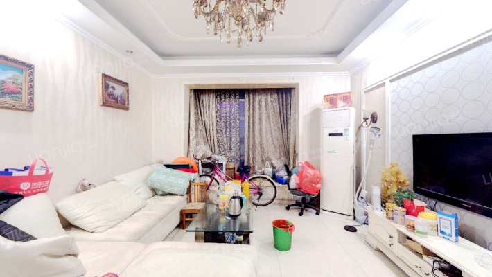 和鸿天府金花二手房实景图