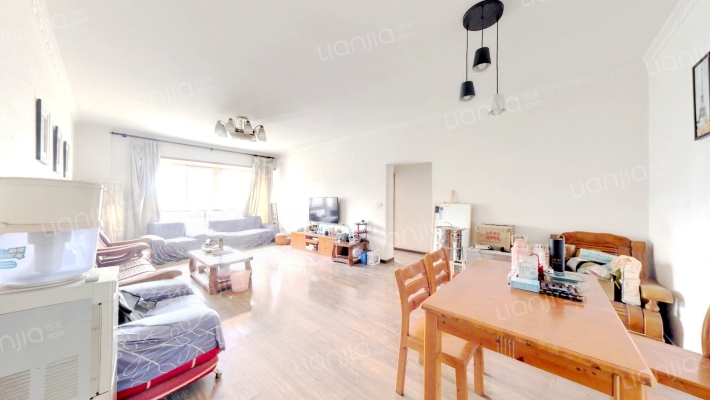 阳光华庭二手房实景图