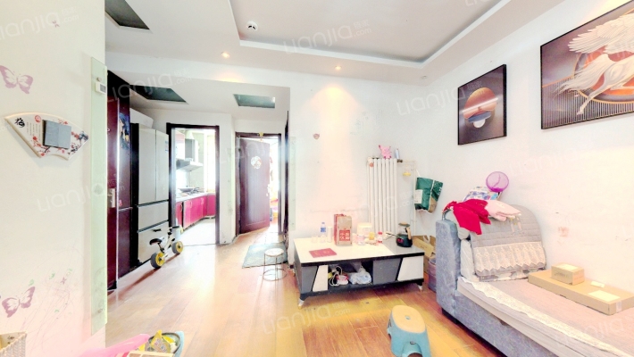 腾骐冠宸花园二手房实景图