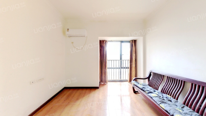 岭地金居二手房实景图