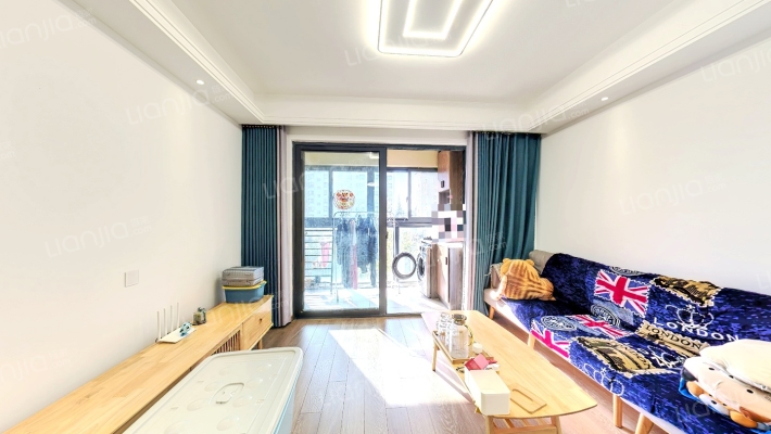 金轮水映华庭二手房实景图