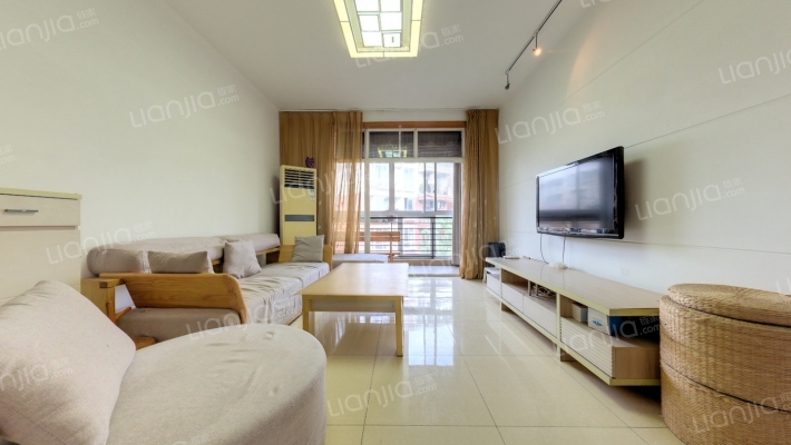 东方虹花苑二手房实景图