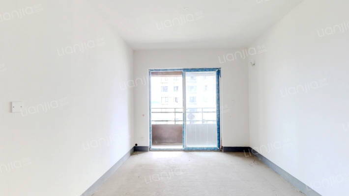 华融现代城二手房实景图