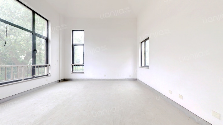 澄湖水岸别墅二手房实景图