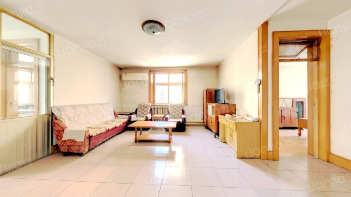 新府花园二手房实景图