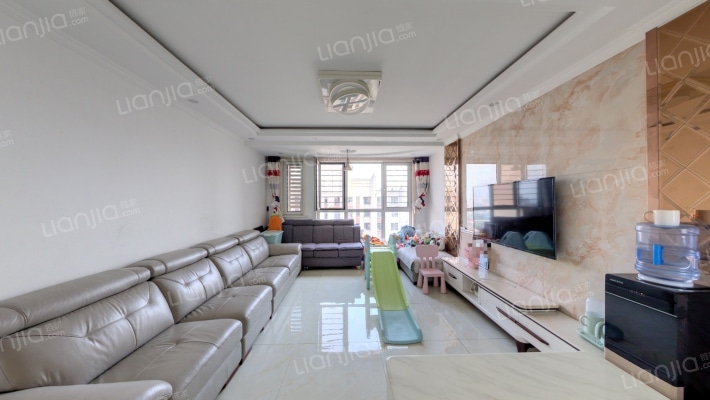 中建滨海壹号二手房实景图