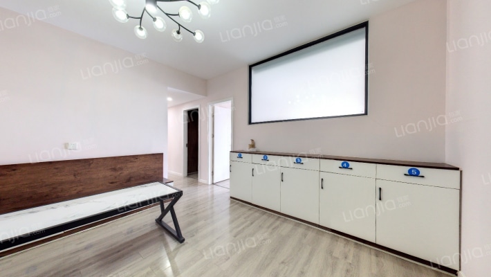 滨江琉森二手房实景图