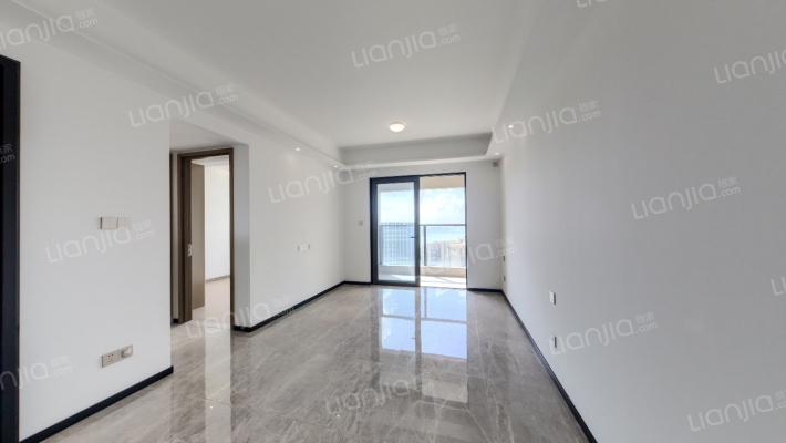 万科瑧湾府二手房实景图