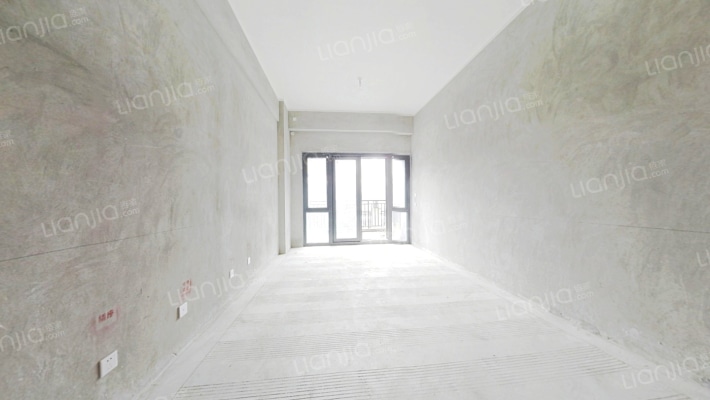 和记黄埔御峰二手房实景图