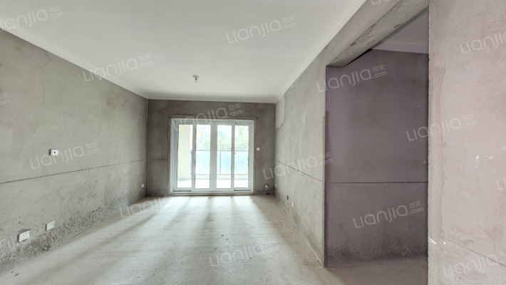 四季金辉二手房实景图