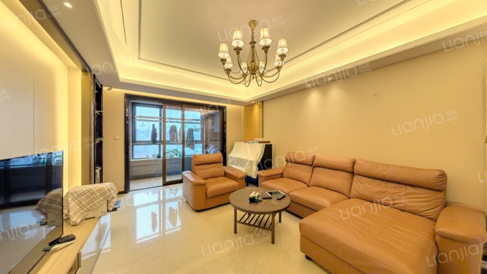 万科翡翠雅宾利二手房实景图