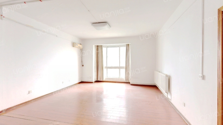 未来国际二手房实景图