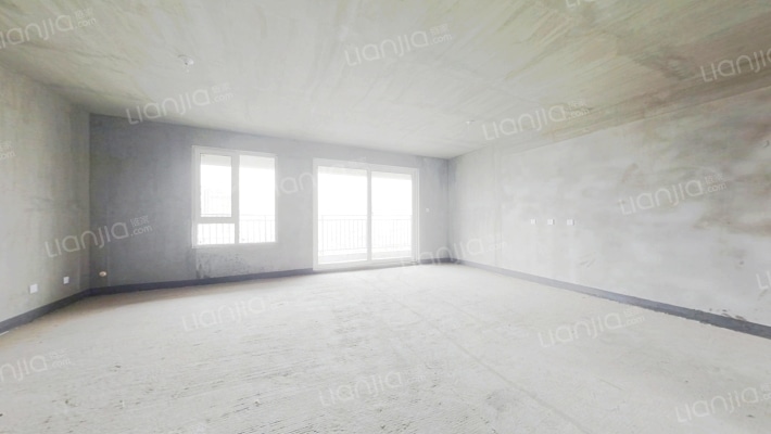 绿地骊山花城二期二手房实景图