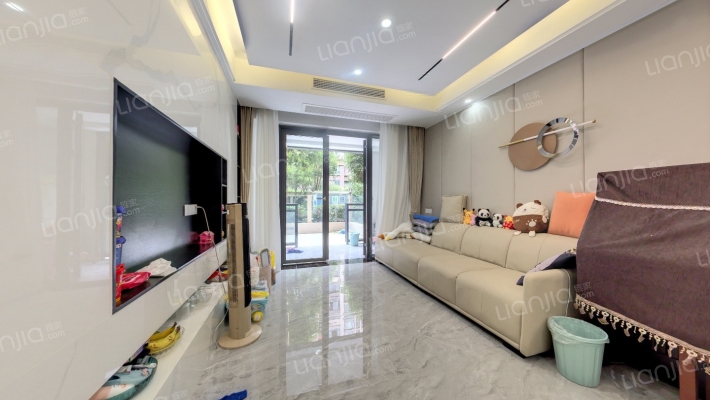 邦泰华府公馆二手房实景图