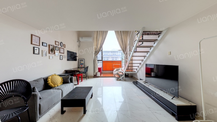 曼哈顿一期二手房实景图