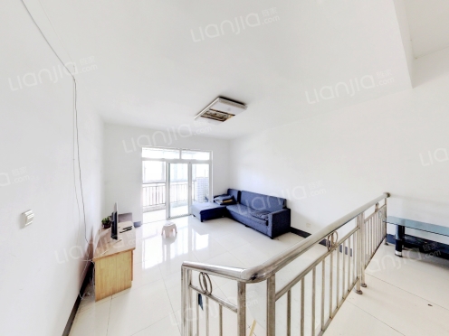 整租·碧水馨居 2室1厅 错层 东南