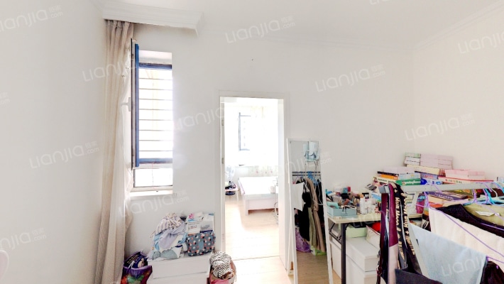 家豪圣托里尼二手房实景图