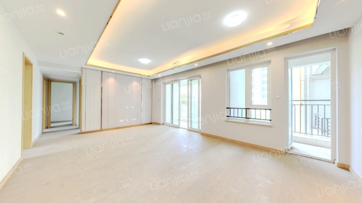 花样年智荟城二手房实景图