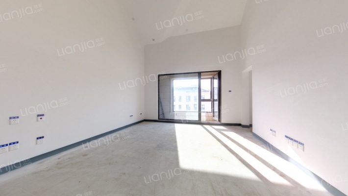 融创海逸长洲一期二手房实景图