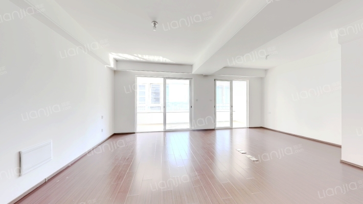 置地龙湖星澜湾B区二手房实景图