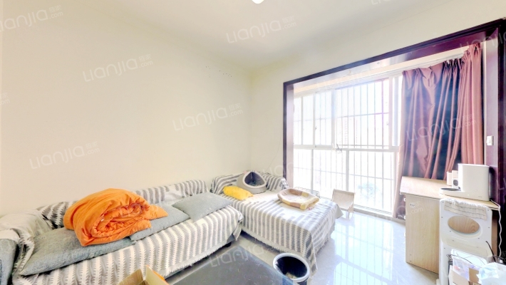 胜天人居二手房实景图