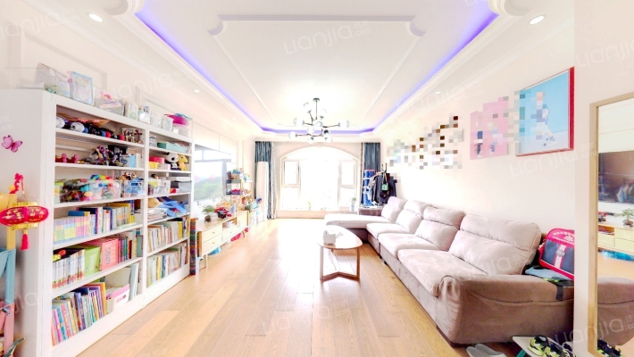 依云溪谷二手房实景图