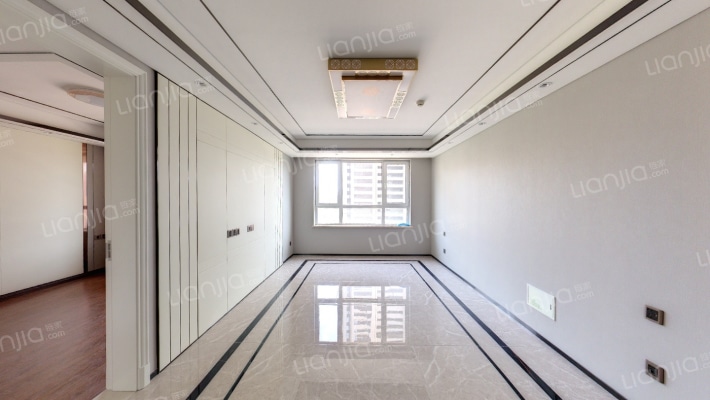 中海龙玺A区二手房实景图