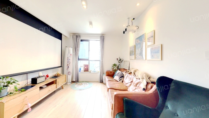 朝阳朗香广场二手房实景图