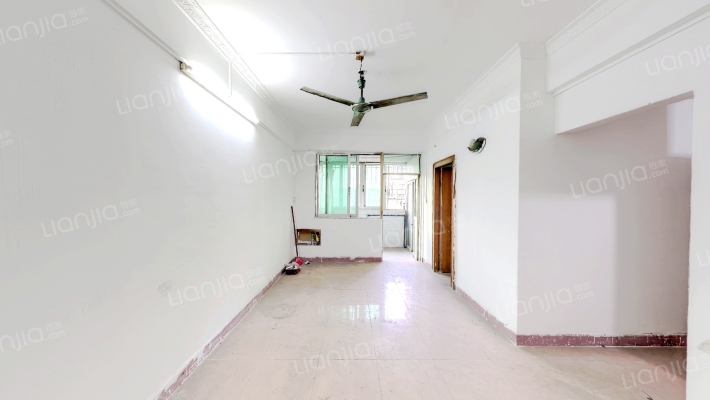 东华南路二手房实景图