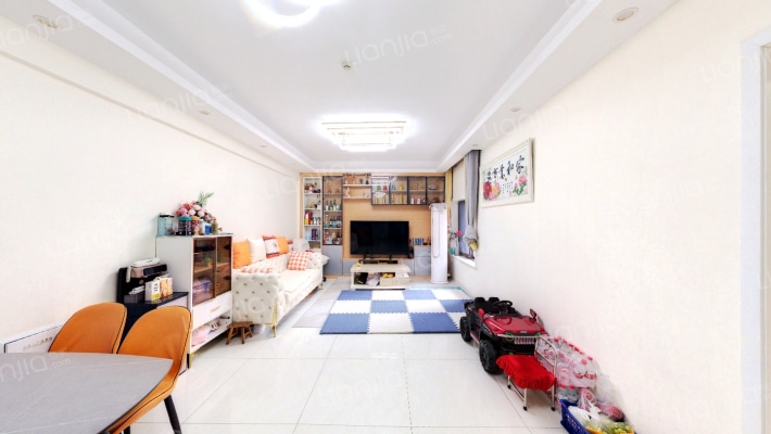 蓝鼎星河府二手房实景图