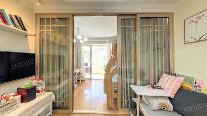 金桥酒店公寓二手房实景图