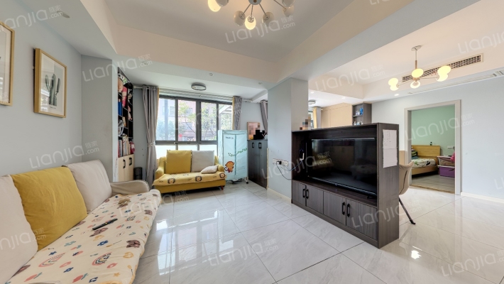 协信天骄溪悦二手房实景图